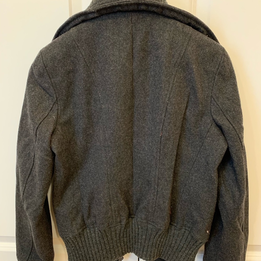 Express Jacket - Picture 2 of 3
